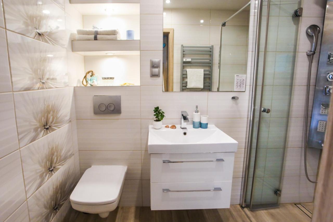 Apartament Blekitno Na Bialym Władysławowo Exteriör bild
