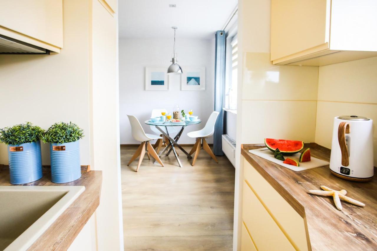 Apartament Blekitno Na Bialym Władysławowo Exteriör bild